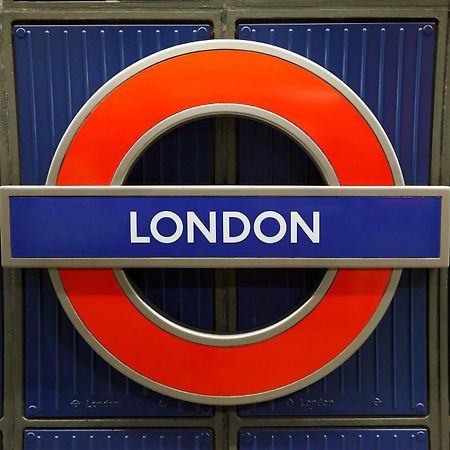 2 Bedroom Flat, Dalston Junction, ロンドン エクステリア 写真