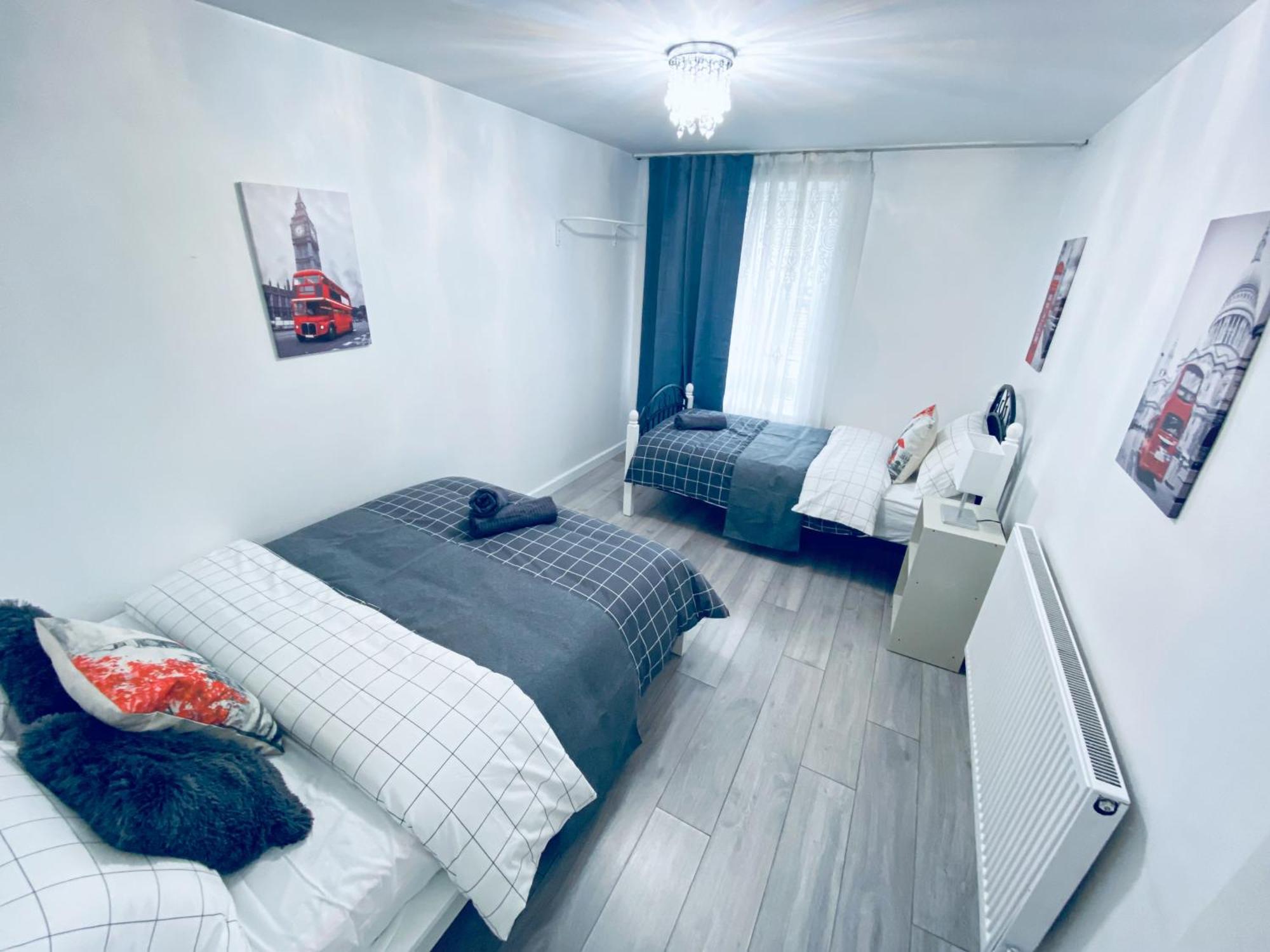 2 Bedroom Flat, Dalston Junction, ロンドン エクステリア 写真