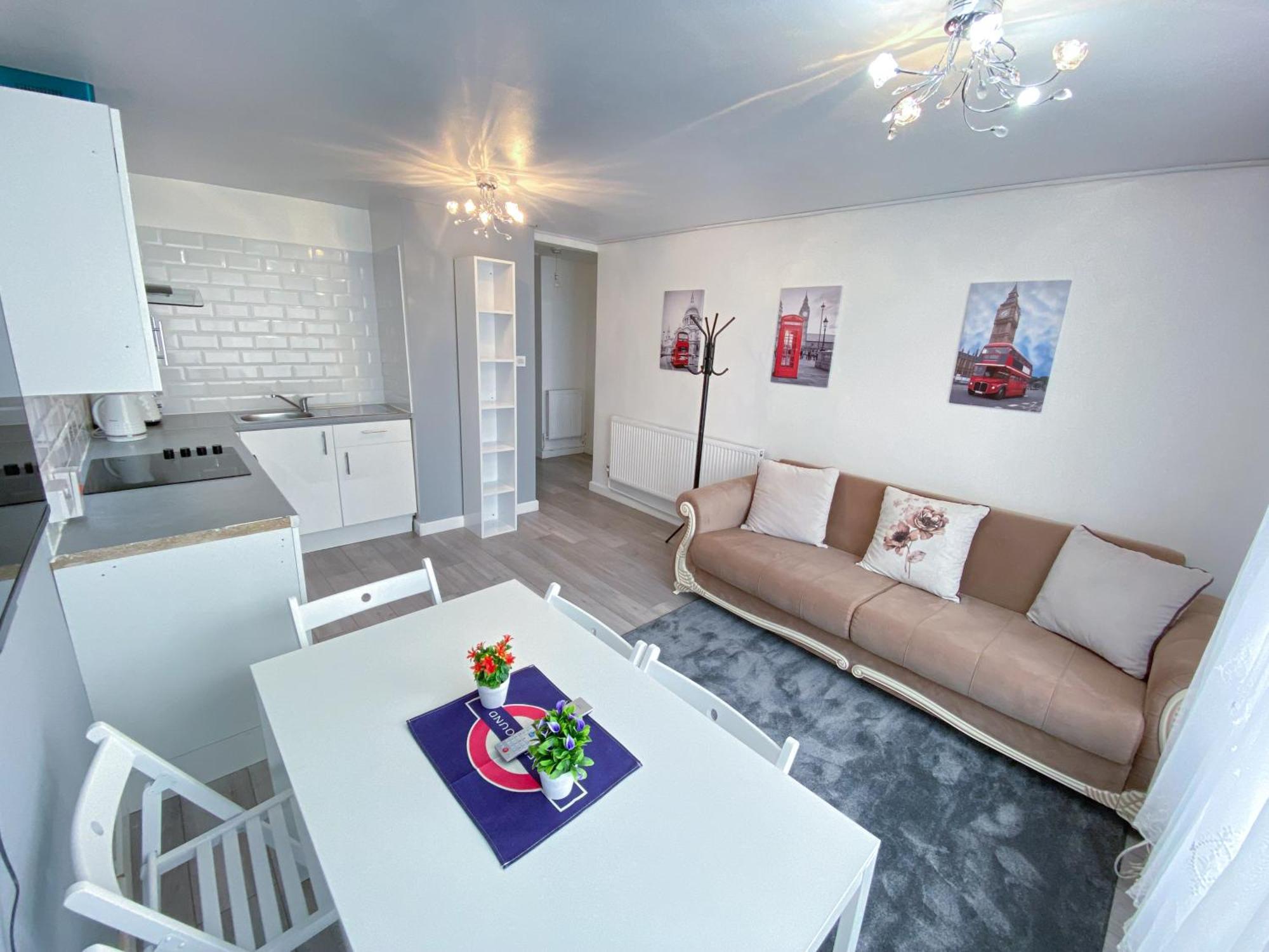 2 Bedroom Flat, Dalston Junction, ロンドン エクステリア 写真